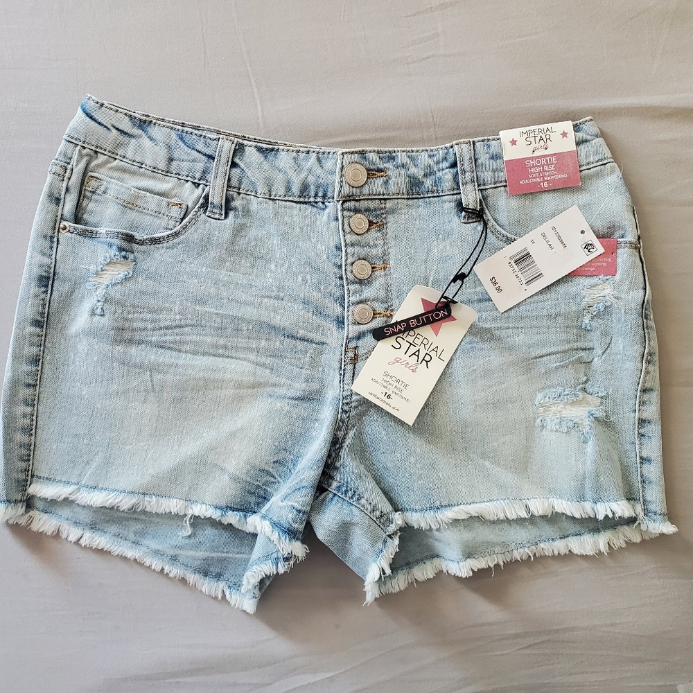 Girl short